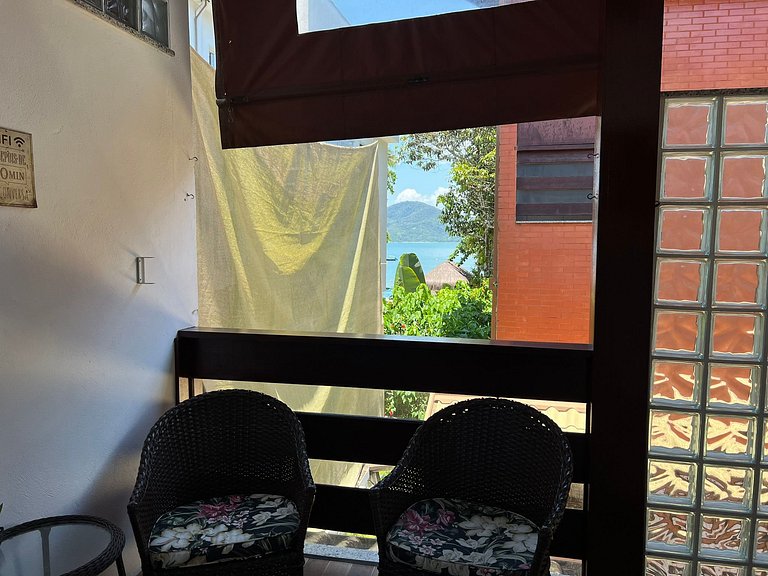 Apartamento Casal Superior c/ Vista Para o Mar