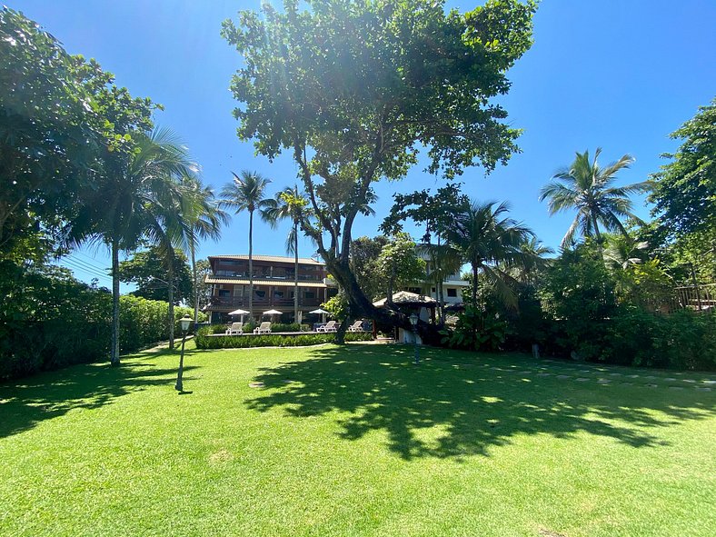 Magnífica casa pé na areia 4 suítes c/ ar e piscina